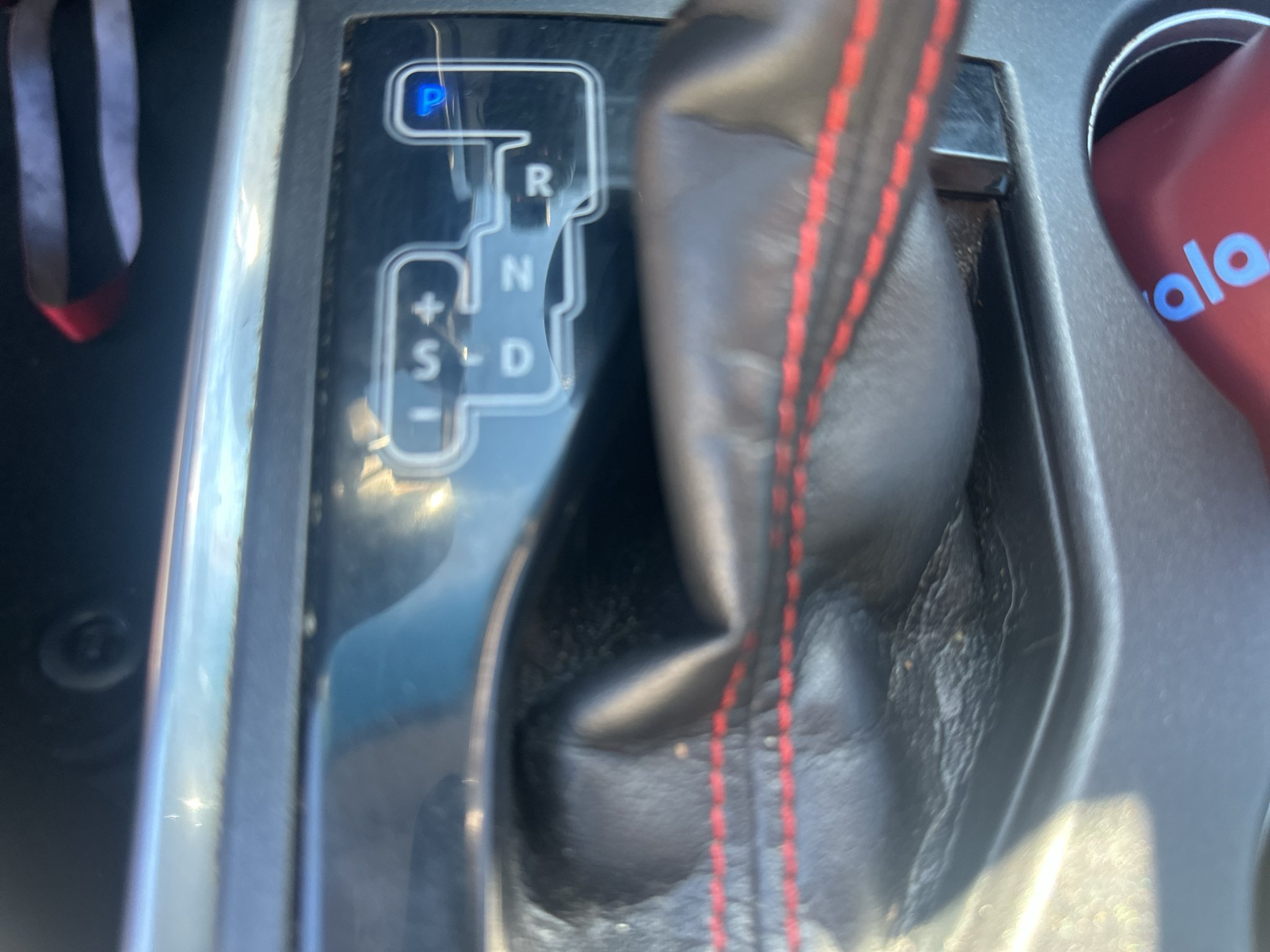 Used 2015 Cosmic Gray Mica Toyota SE image 7