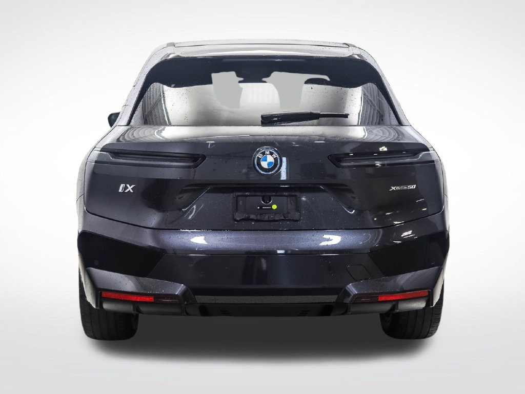 Certified Used 2024 Dark Graphite BMW xDrive50 image 4