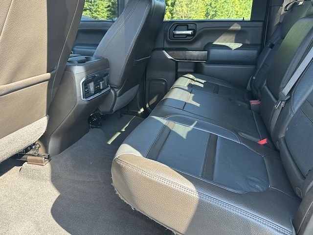 Used 2022 White GMC Denali image 16