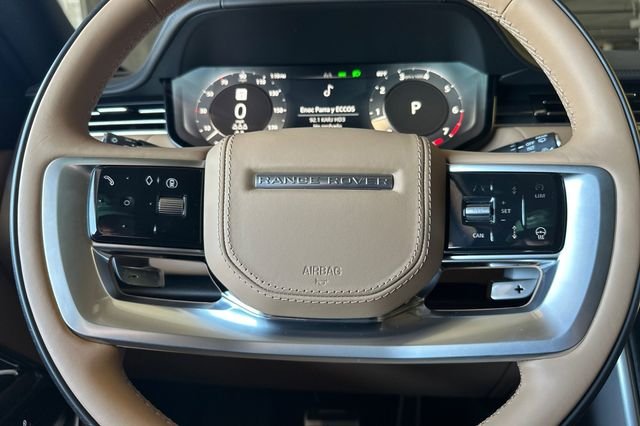 New 2026 Constellation Blue Ultra Metallic Gloss Land Rover SE image 22
