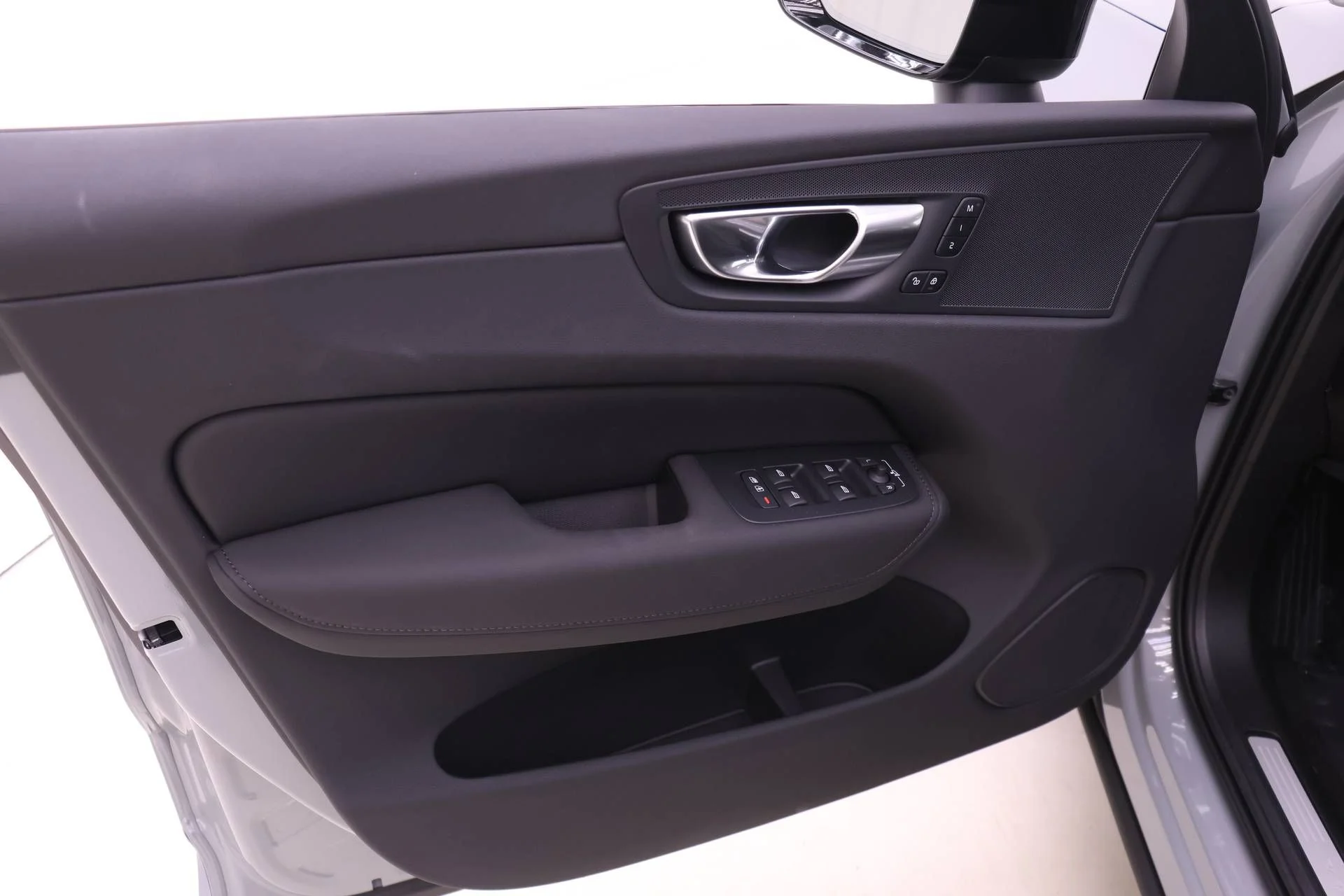 New 2026 Gray Volvo T8 Plus image 11