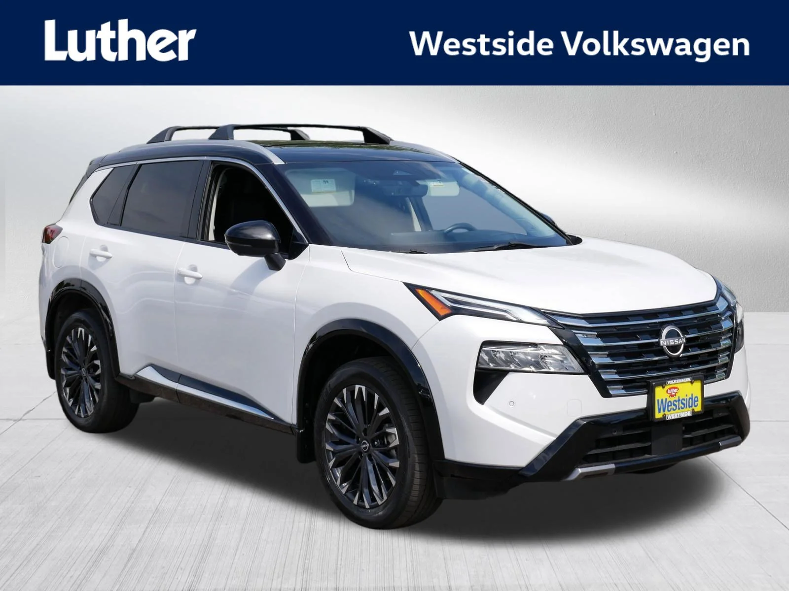 2024 Nissan Rogue Platinum AWD's photo