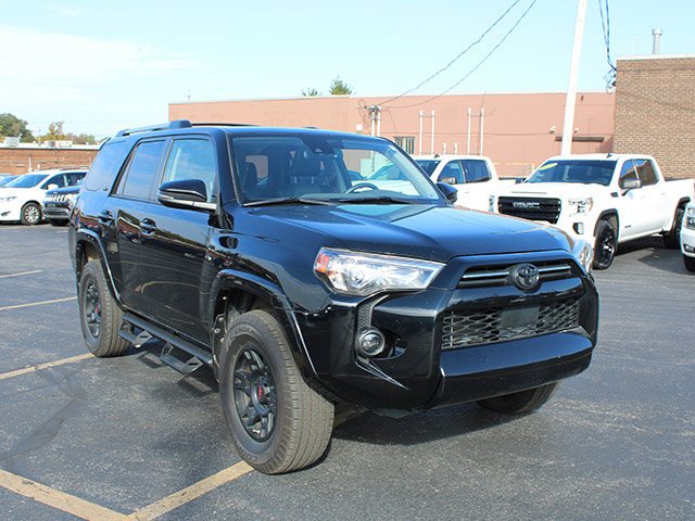 Certified Used 2021 Midnight Black Metallic Toyota SR5 Premium image 4