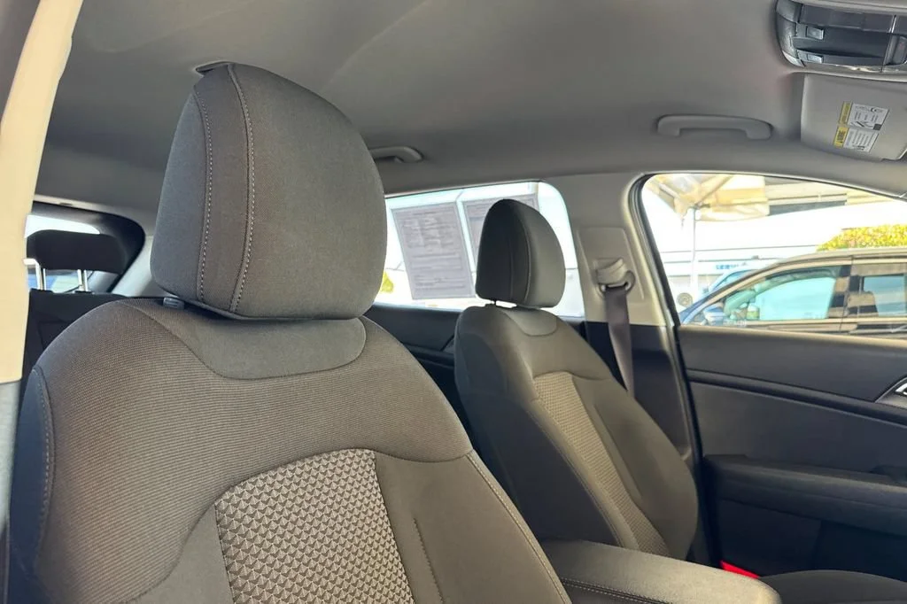Used 2023 Black Kia LX image 17