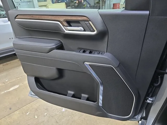 New 2026 Sterling Gray Metallic Chevrolet LT image 29