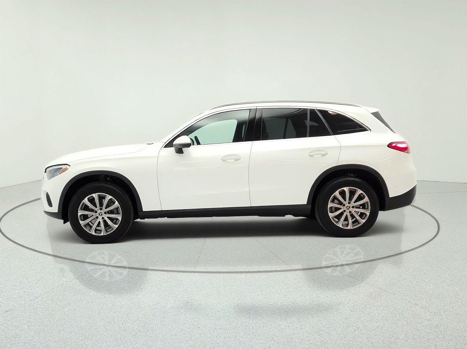 Certified Used 2023 Polar White Mercedes-Benz GLC 300 SUV image 8