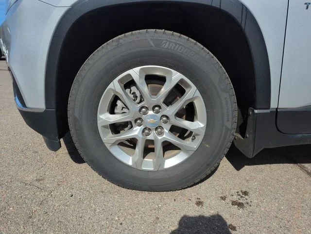 Used 2021 SILVER ICE METALLIC Chevrolet LT Leather image 35