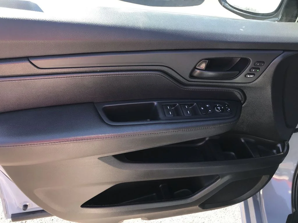 Used 2024 Gray Honda Sport image 13