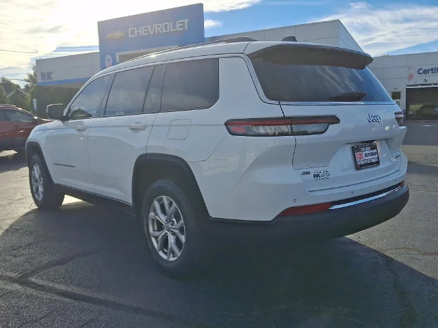 Used 2021 White Jeep Limited image 5