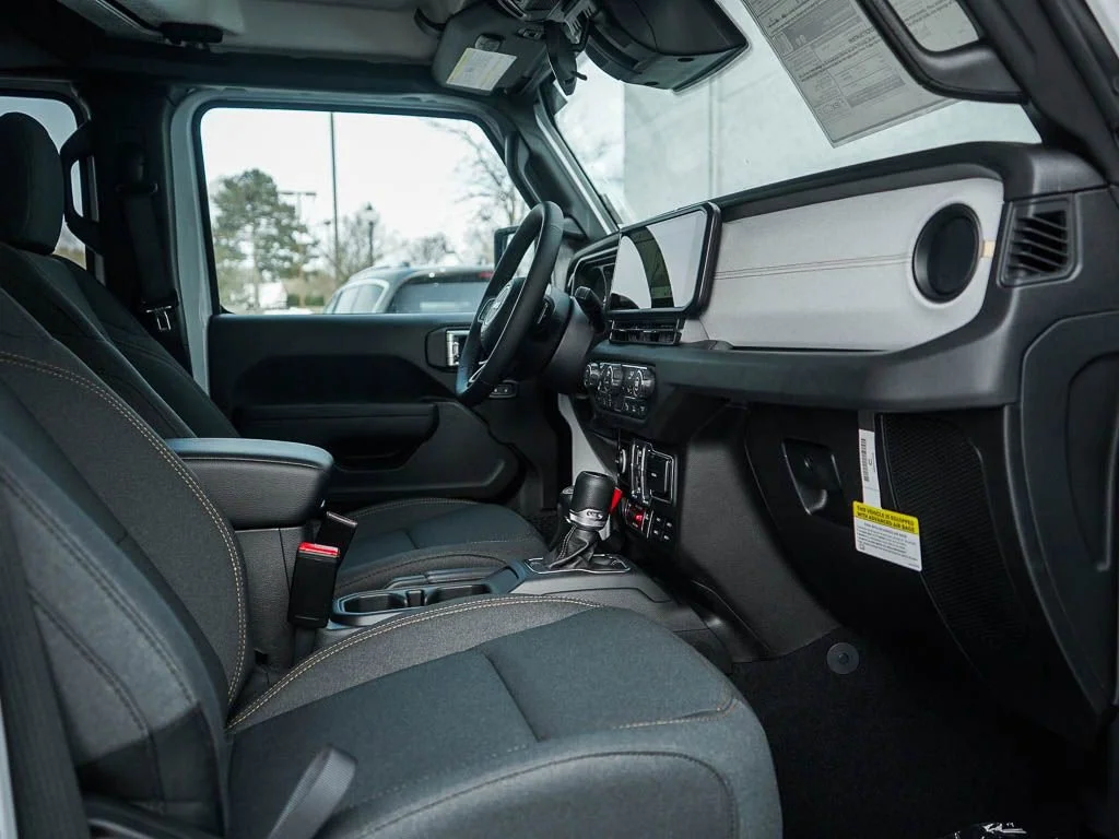 2026 Jeep Gladiator Willys - Photo 9
