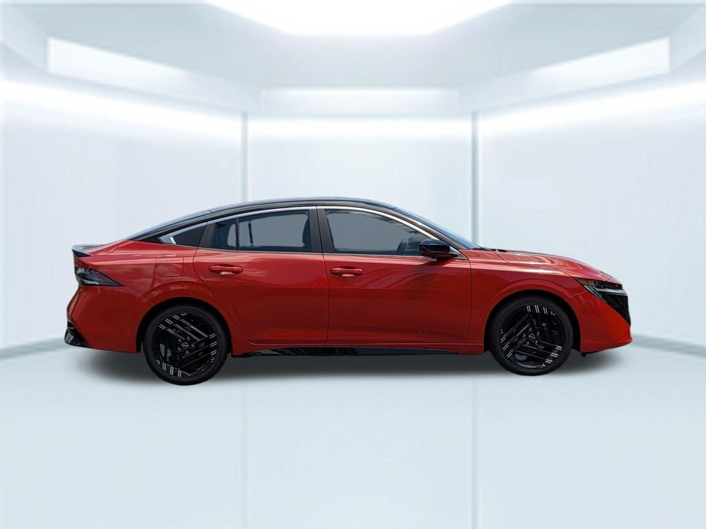 New 2026 Energetic Ember / Super Black Two-tone Nissan SR image 8