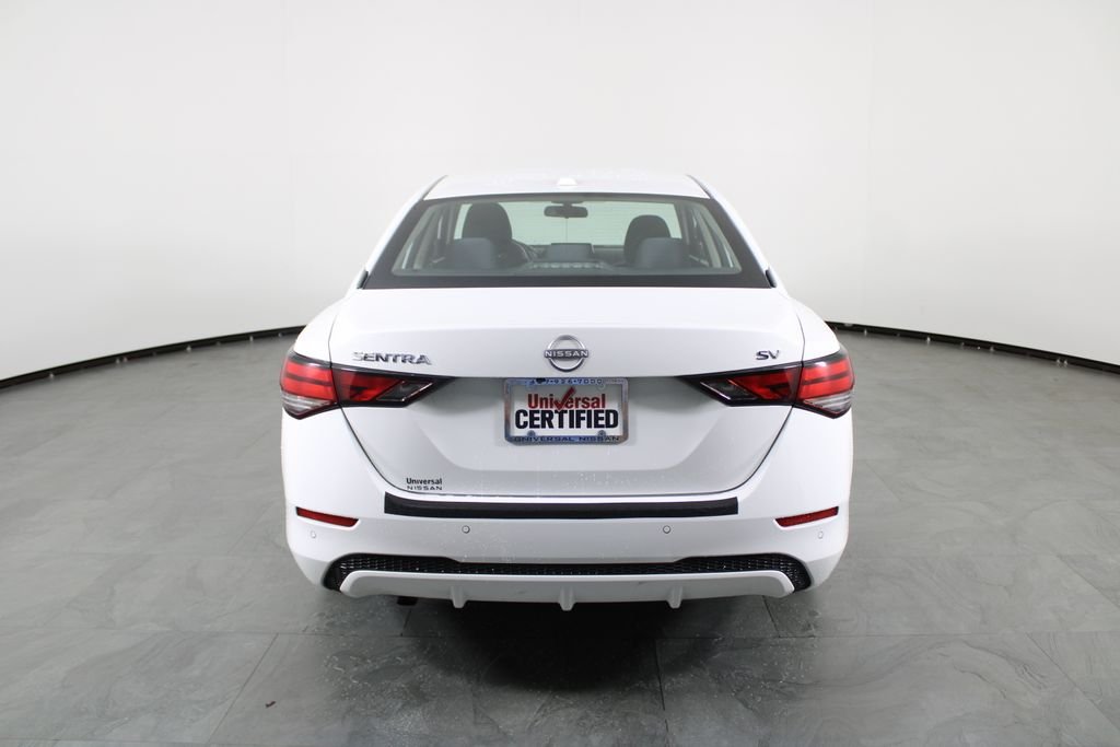 Used 2024 White Nissan SV image 9