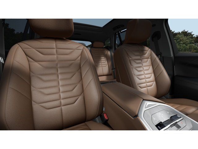 New 2027 Mineral White Metallic BMW  image 11