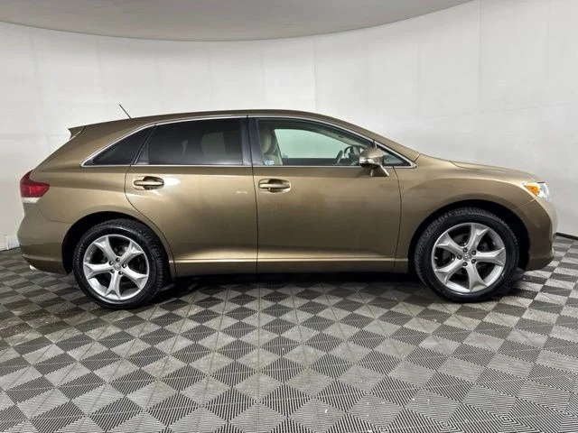 Used 2013 Golden Toyota LE image 2