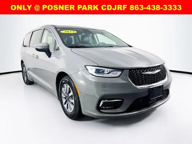 2023 Chrysler Pacifica Hybrid Touring L