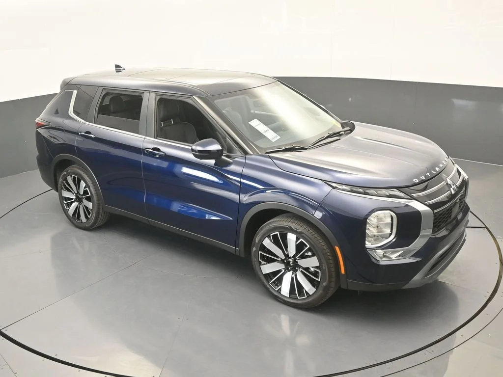 2026 Mitsubishi Outlander SE - Photo 65