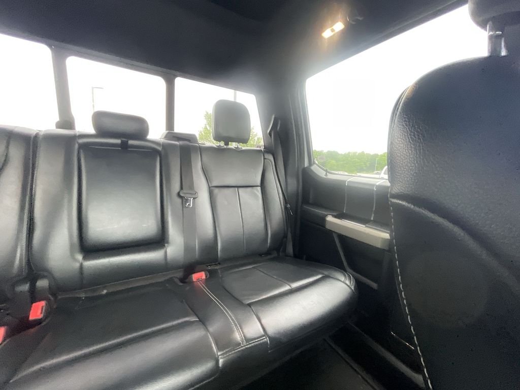 Used 2020 White Ford Lariat image 14