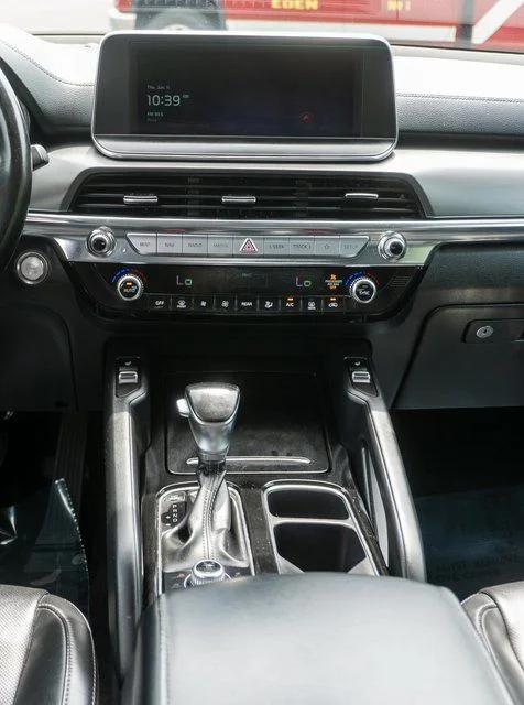 Used 2022 Gray Kia S image 18