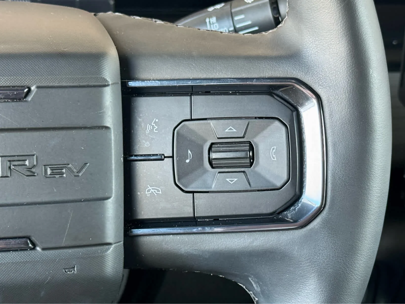 Certified Used 2026 Void Black GMC 2X image 20