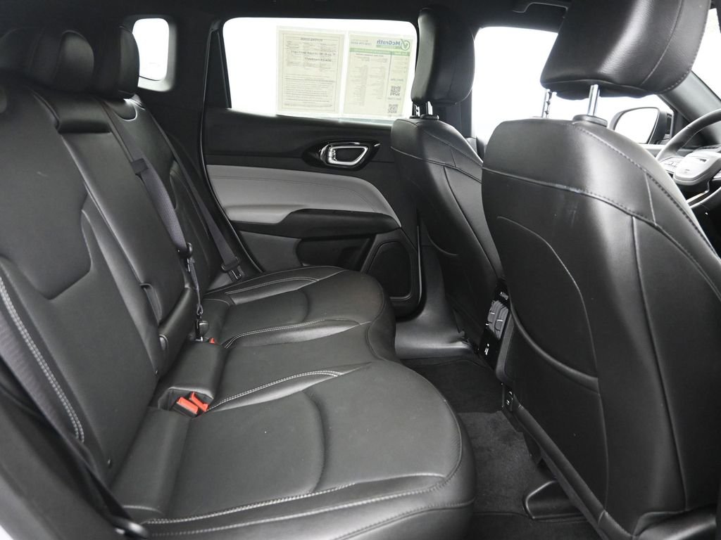 Used 2025 Silver Jeep Limited image 10