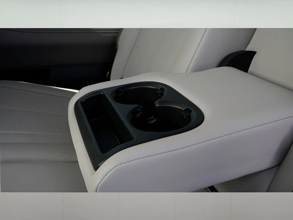 Certified Used 2026 Graphite Shadow INFINITI LUXE image 24