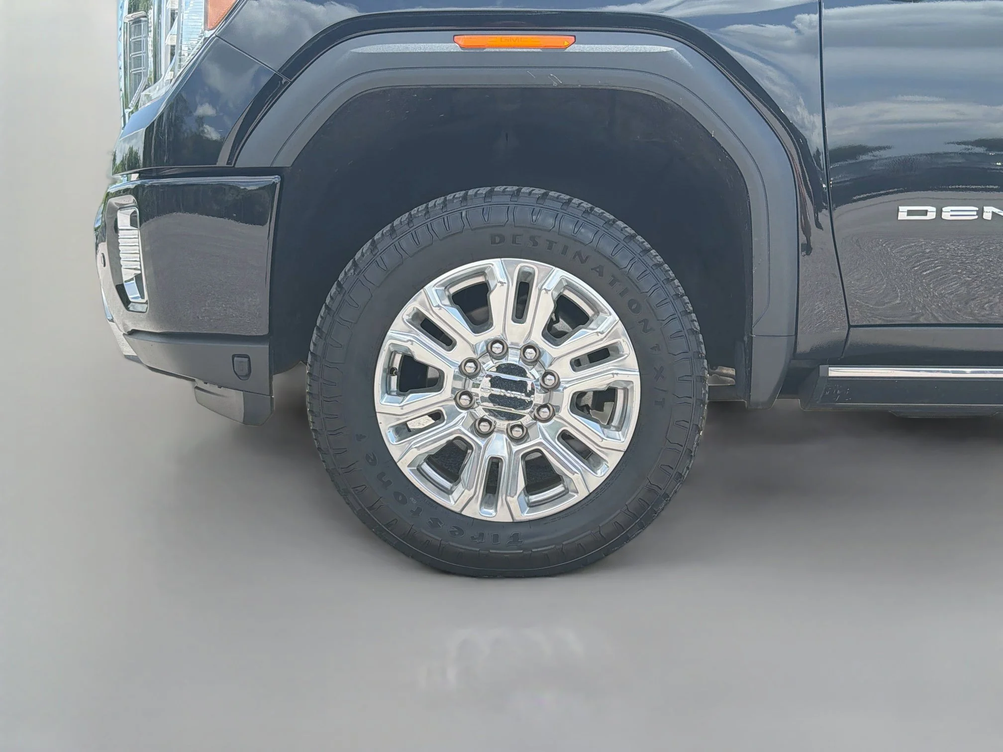 Used 2023 Ebony Twilight Metallic GMC Denali image 42