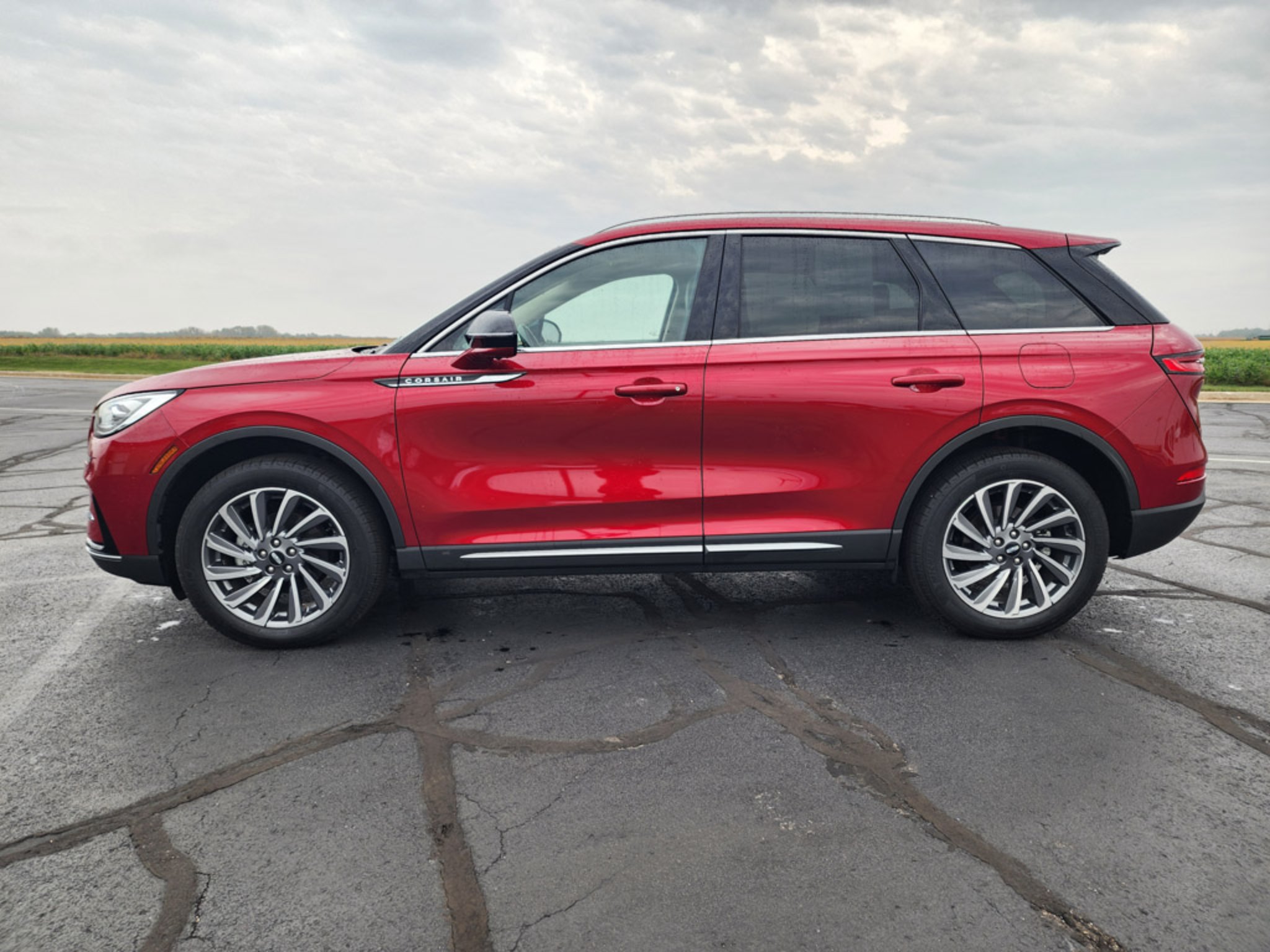 Used 2024 Red Carpet Metallic Tinted Clearcoat Lincoln Reserve image 6
