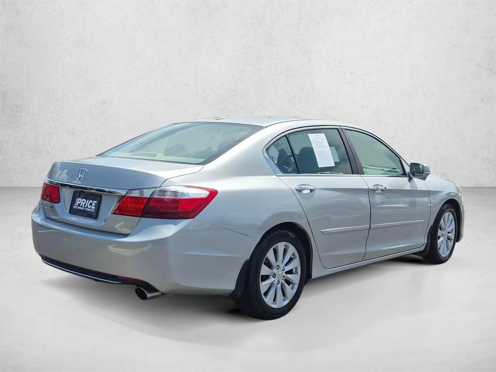 Used 2014 Silver Honda EX-L image 5