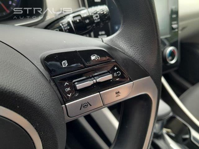 Used 2023 Shimmering Silver Hyundai SEL image 15