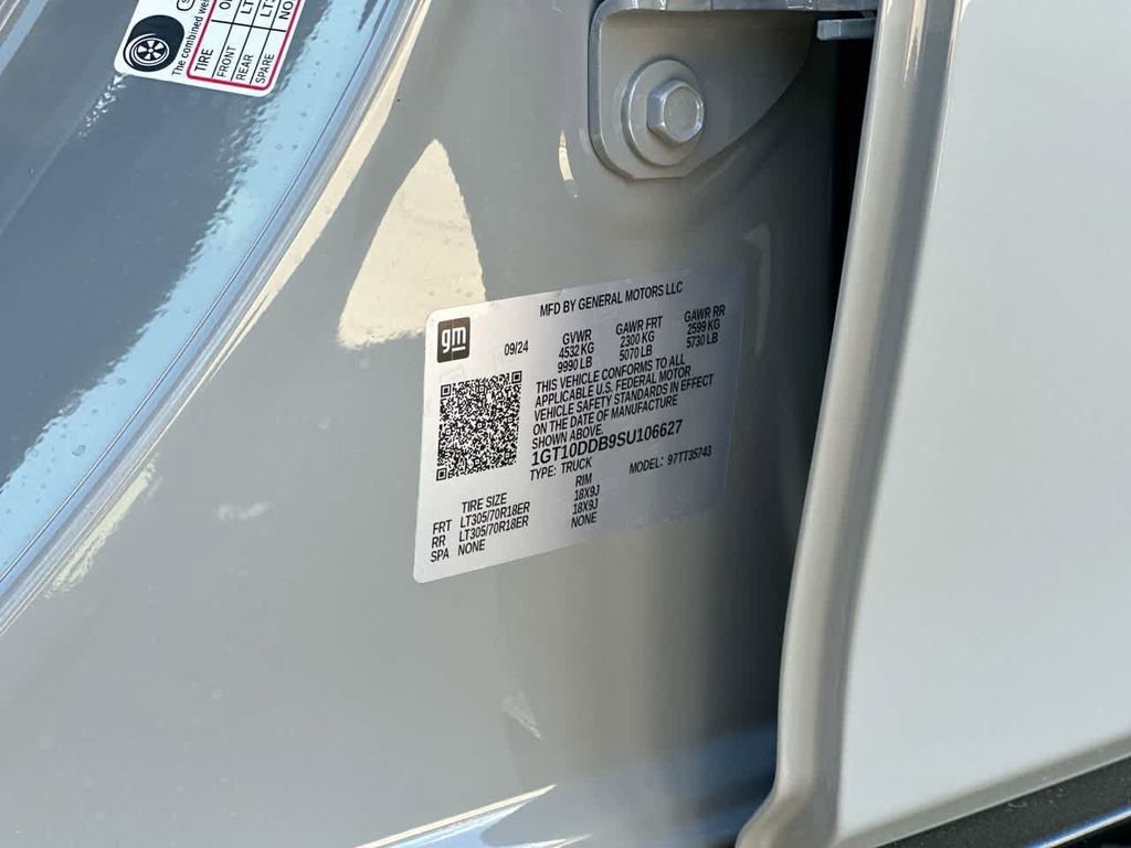 2025 GMC HUMMER EV 3X - Photo 37