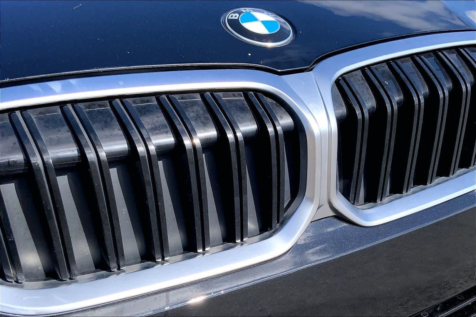 Used 2024 Black Sapphire Metallic BMW 330i image 29