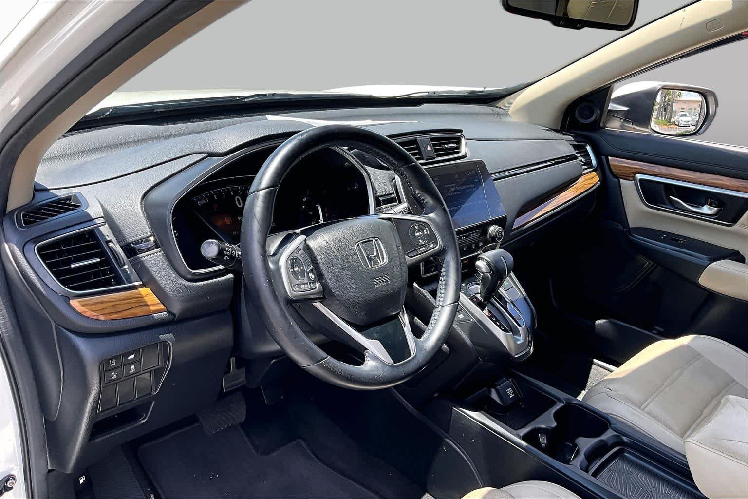 Used 2018 Lunar Silver Metallic Honda EX-L image 18
