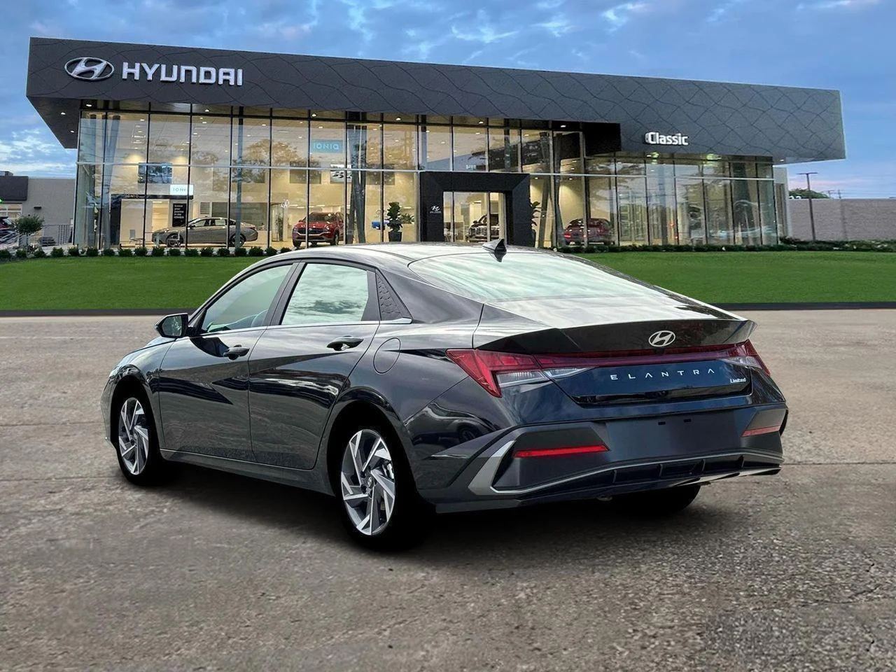 New 2026 Abyss Black Pearl Hyundai Limited image 5
