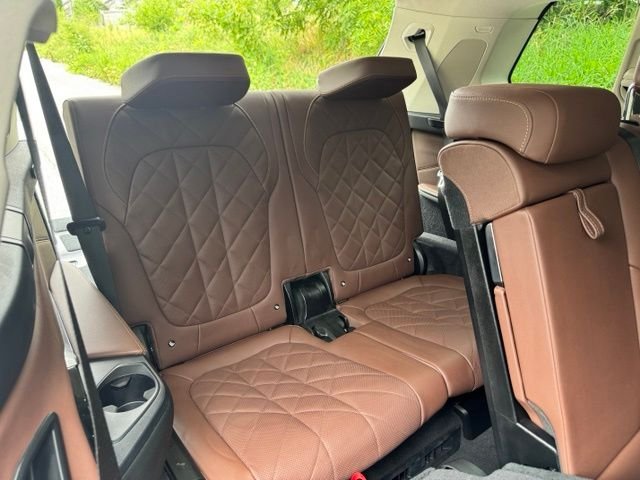 Used 2025 Copper Metallic BMW xDrive40i image 19