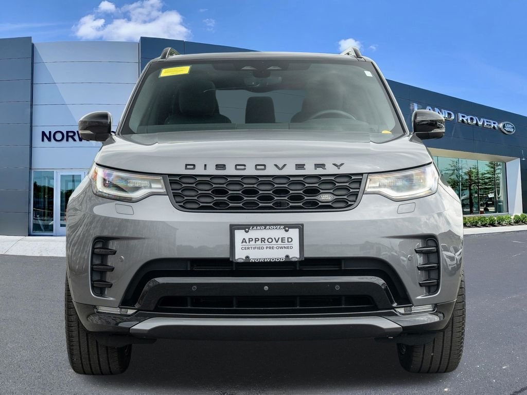 Used 2025 Gray Land Rover Dynamic SE image 2