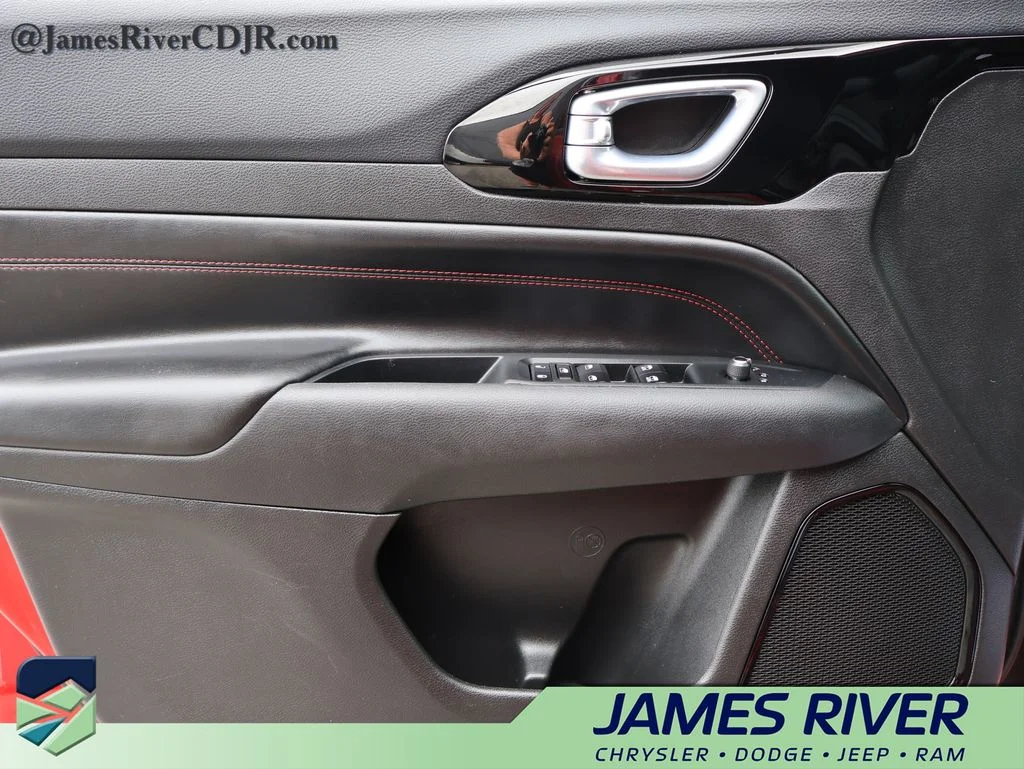 2025 Jeep Compass Trailhawk - Photo 20