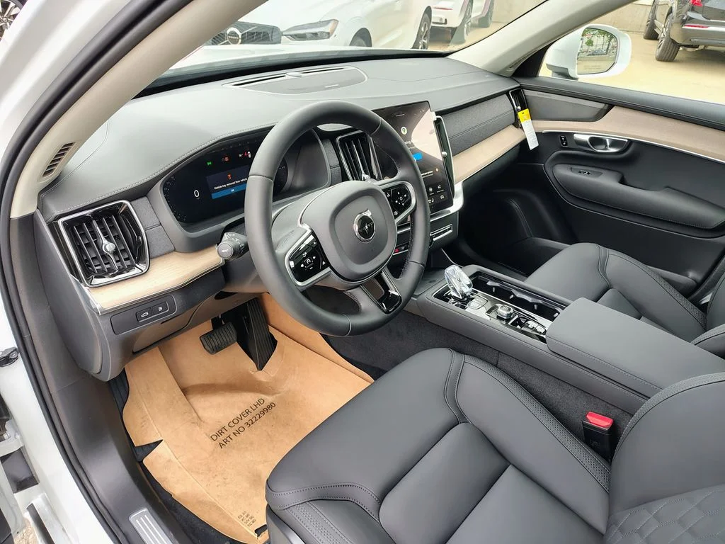 New 2026 Crystal White Volvo Plus image 12