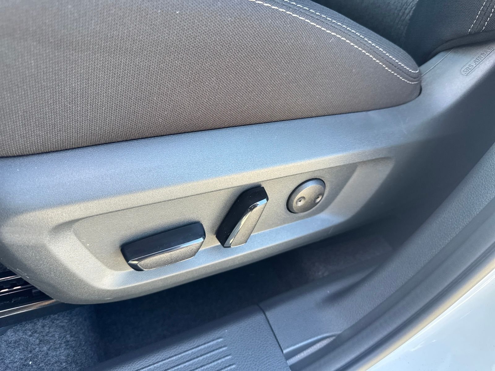 New 2026 Nissan Rogue SV 4D Sport Utility