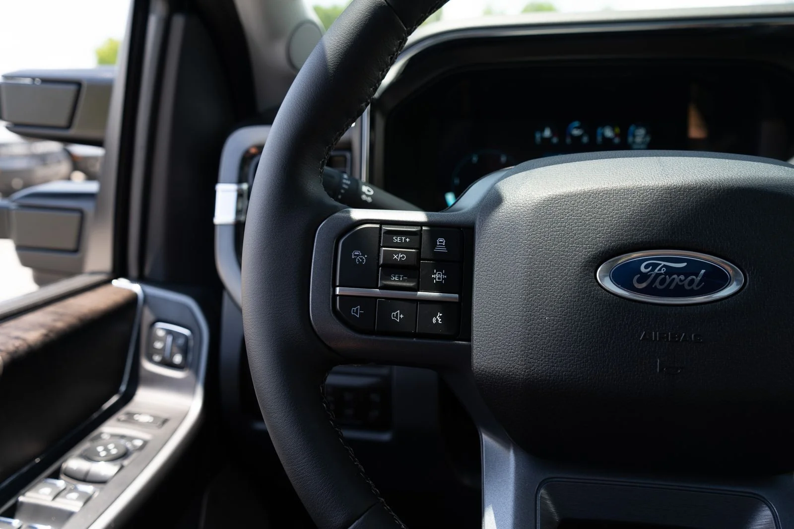 New 2026 Agate Black Metallic Ford F-250® Lariat® image 45