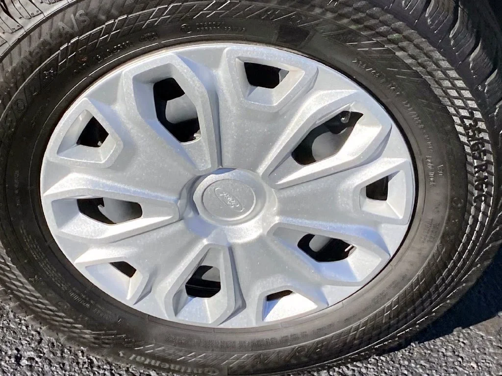 Used 2024 Oxford White Ford  image 25