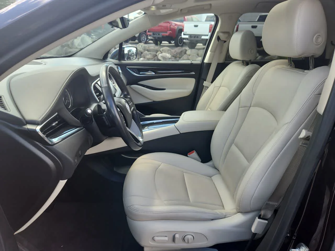 Used 2023 Ebony Twilight Metallic Buick Essence image 12