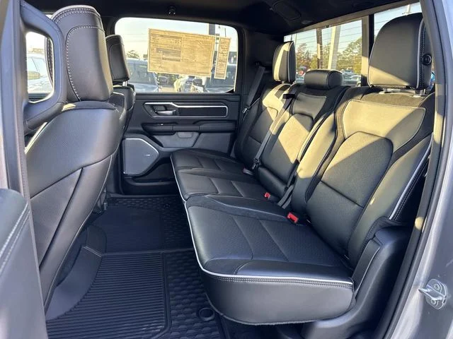 2026 RAM 1500 Laramie - Photo 8