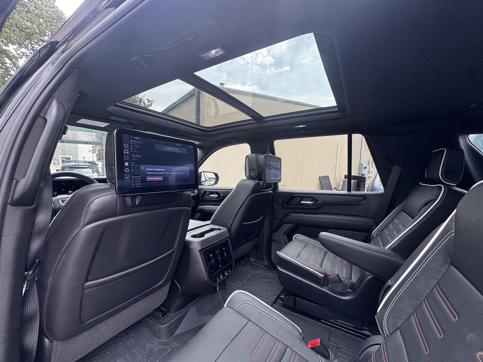 Used 2026 Onyx Black GMC AT4 Ultimate image 16
