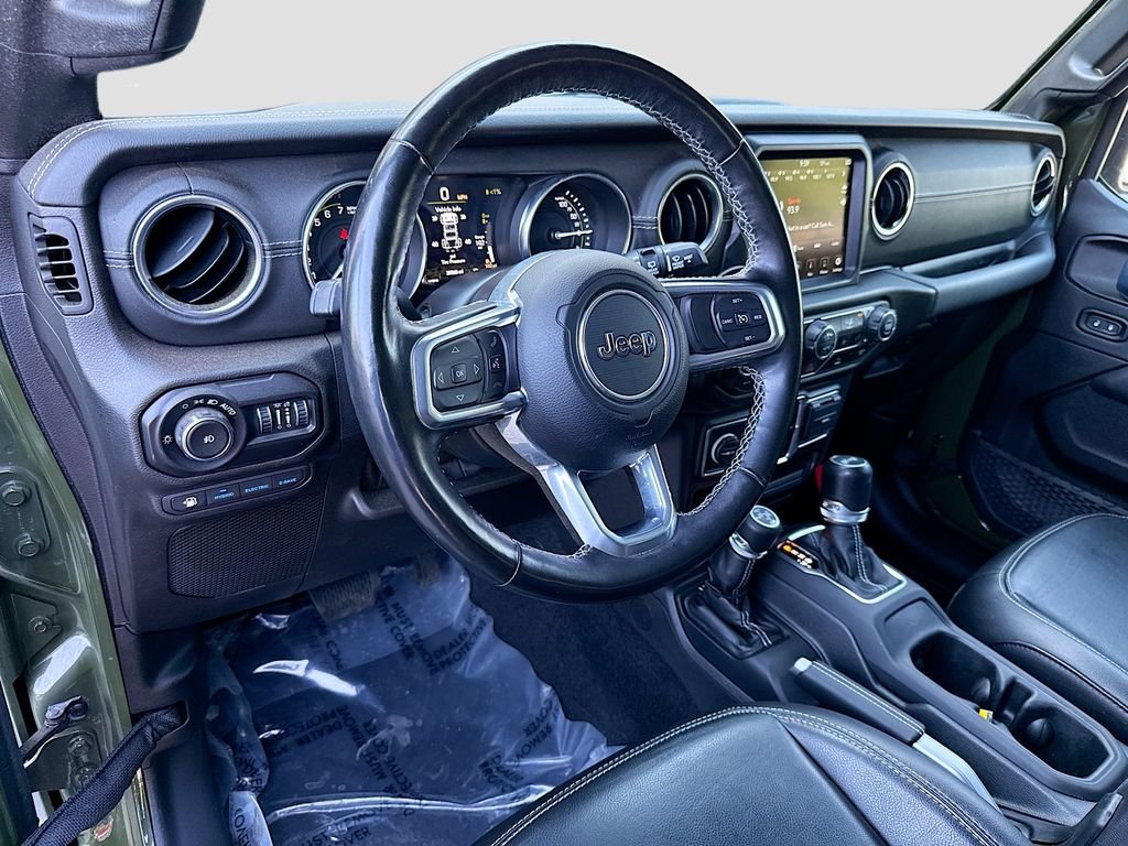 Used 2021 Sarge Green Clearcoat Jeep Unlimited Sahara image 9