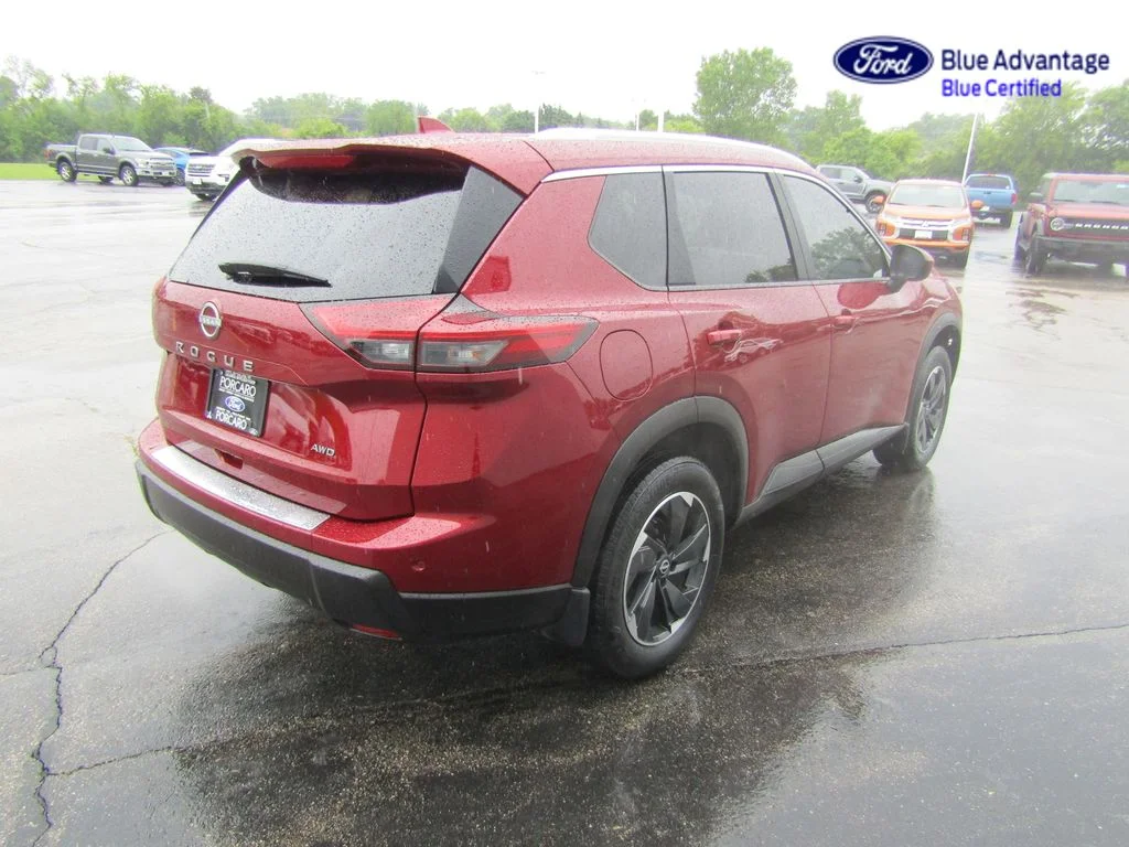Certified Used 2025 Scarlet Ember Nissan SV image 9