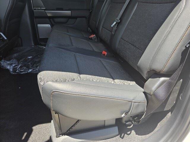 New 2026 Oxford White Ford Tremor® image 27