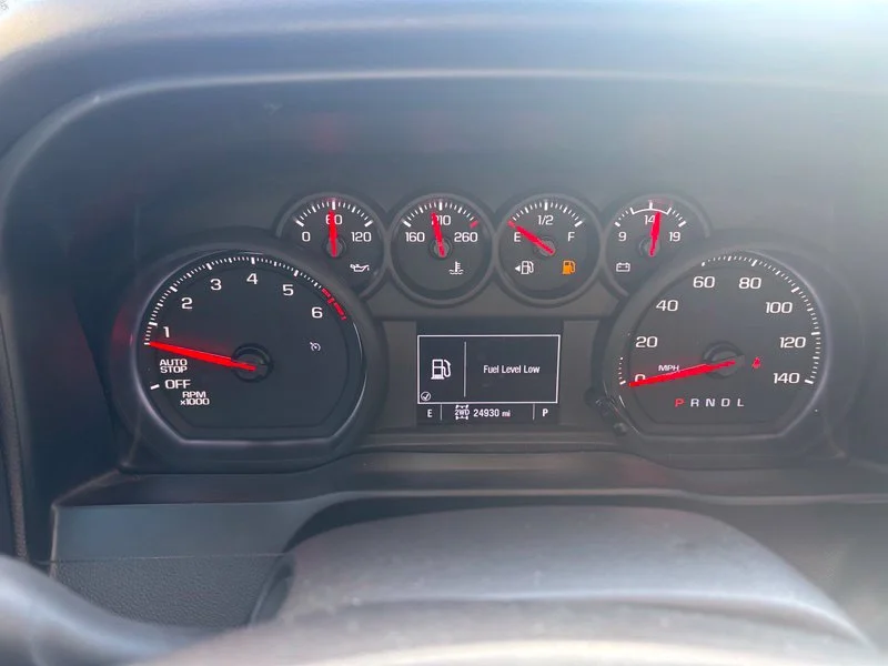 Used 2025 White Chevrolet Custom Trail Boss image 11