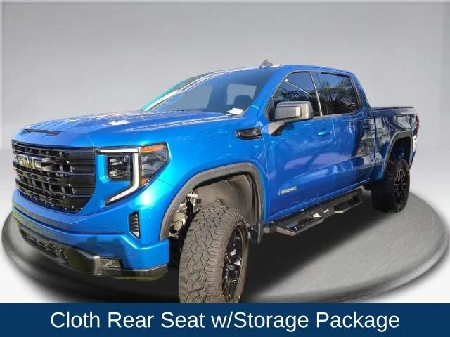 Used 2023 Blue GMC Elevation image 12