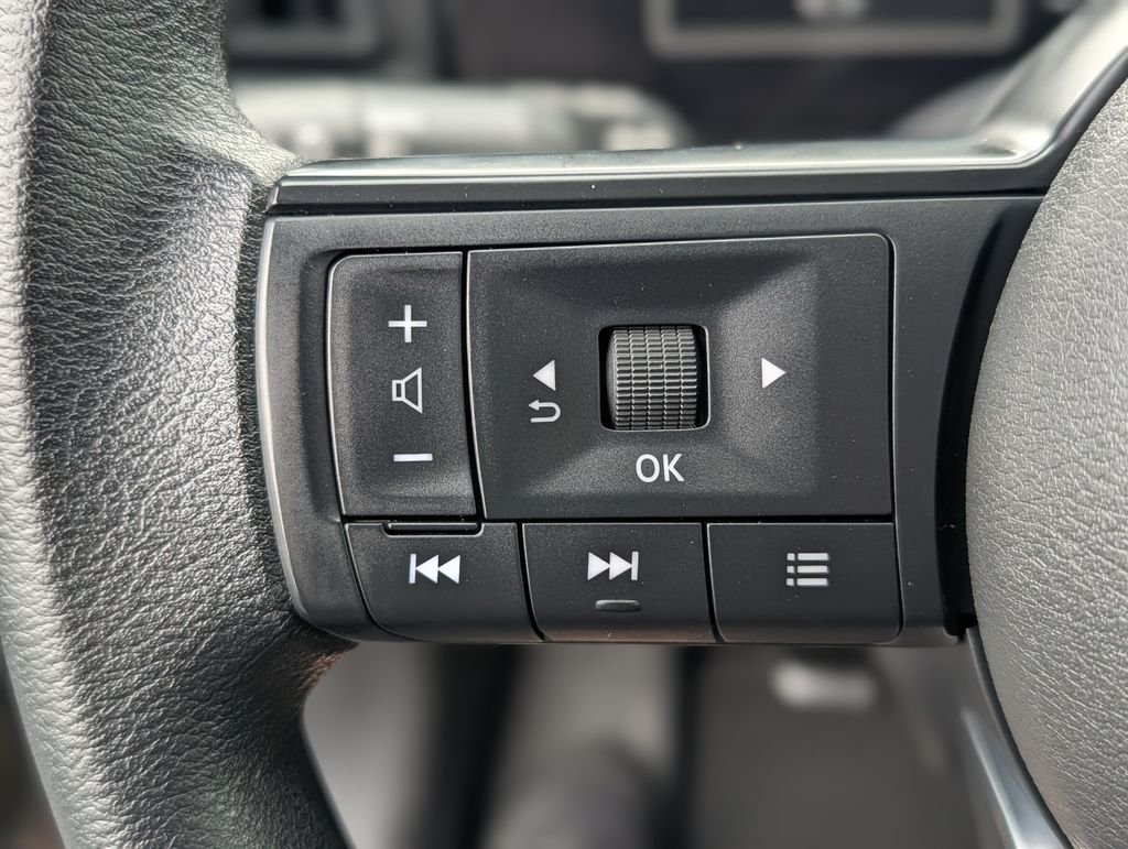 2025 Nissan Kicks SV - Photo 23