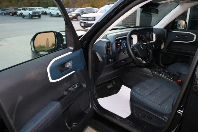 2025 Ford Bronco Sport Heritage - Photo 10